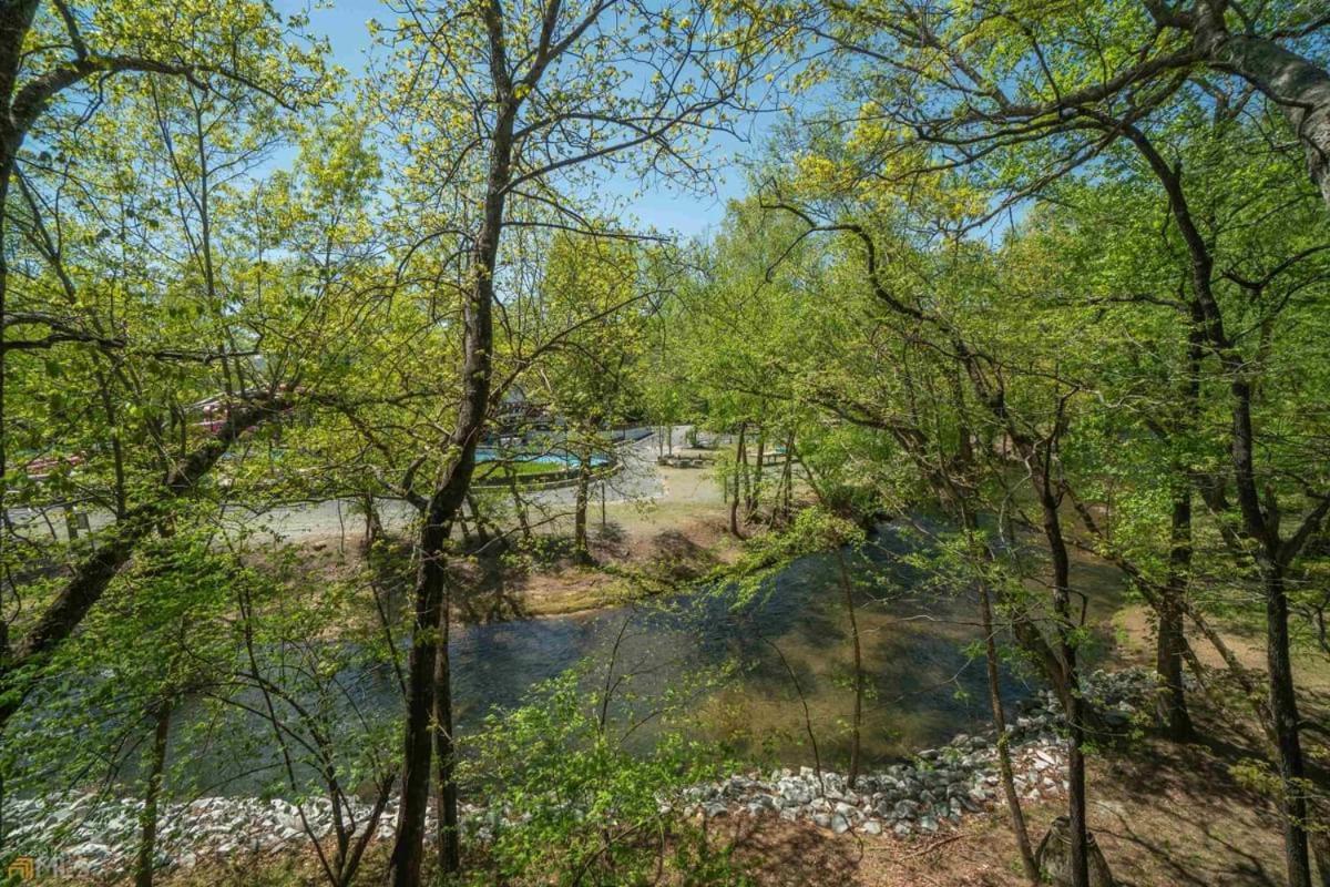 Riverfront Home Within Walking Distance Of Гелен Екстер'єр фото