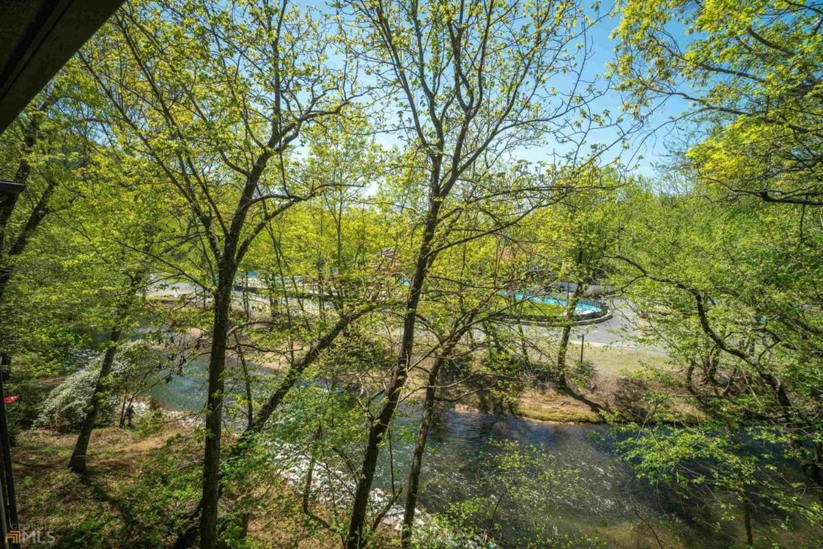 Riverfront Home Within Walking Distance Of Гелен Екстер'єр фото